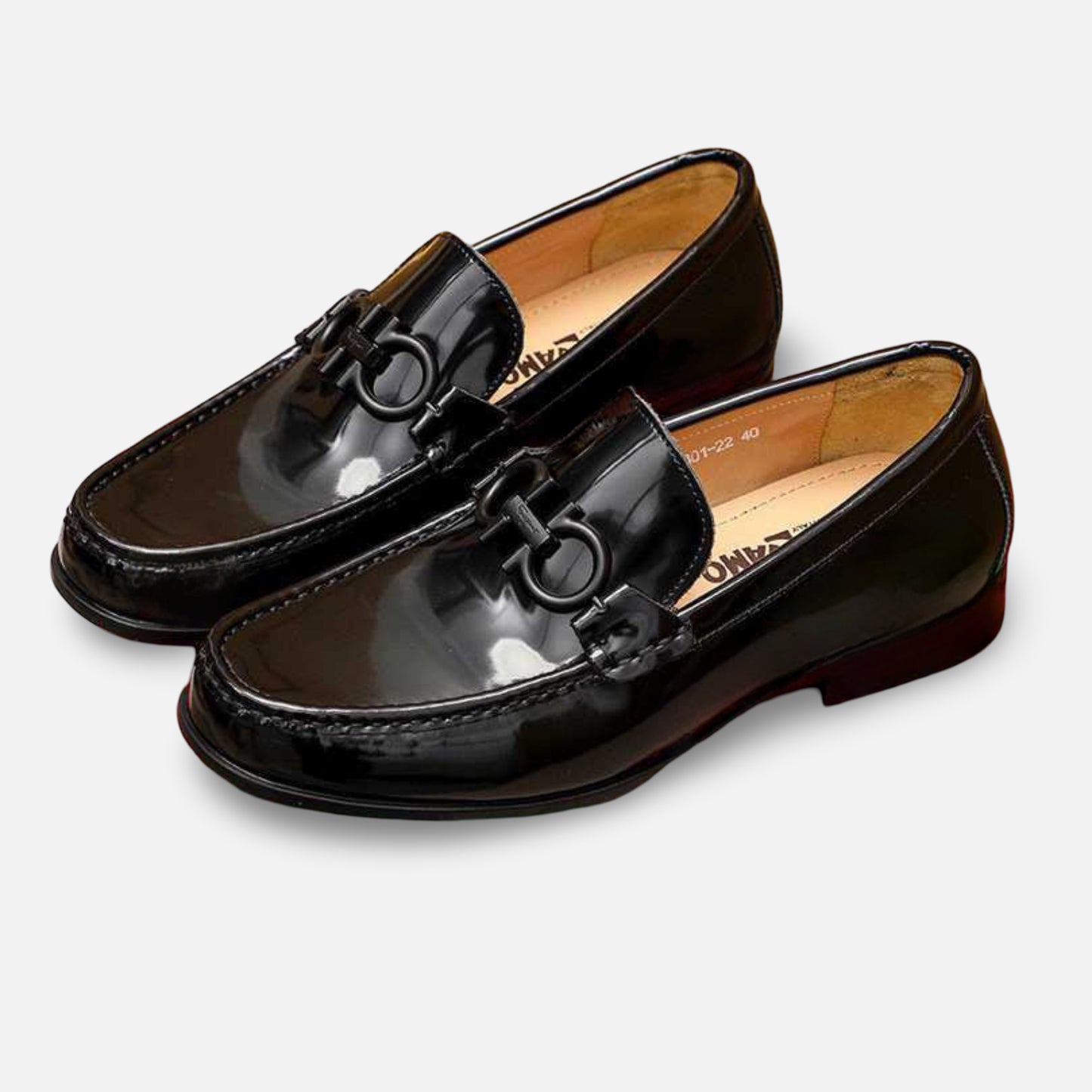 Ferragamo - Mocassim Couro Gancini