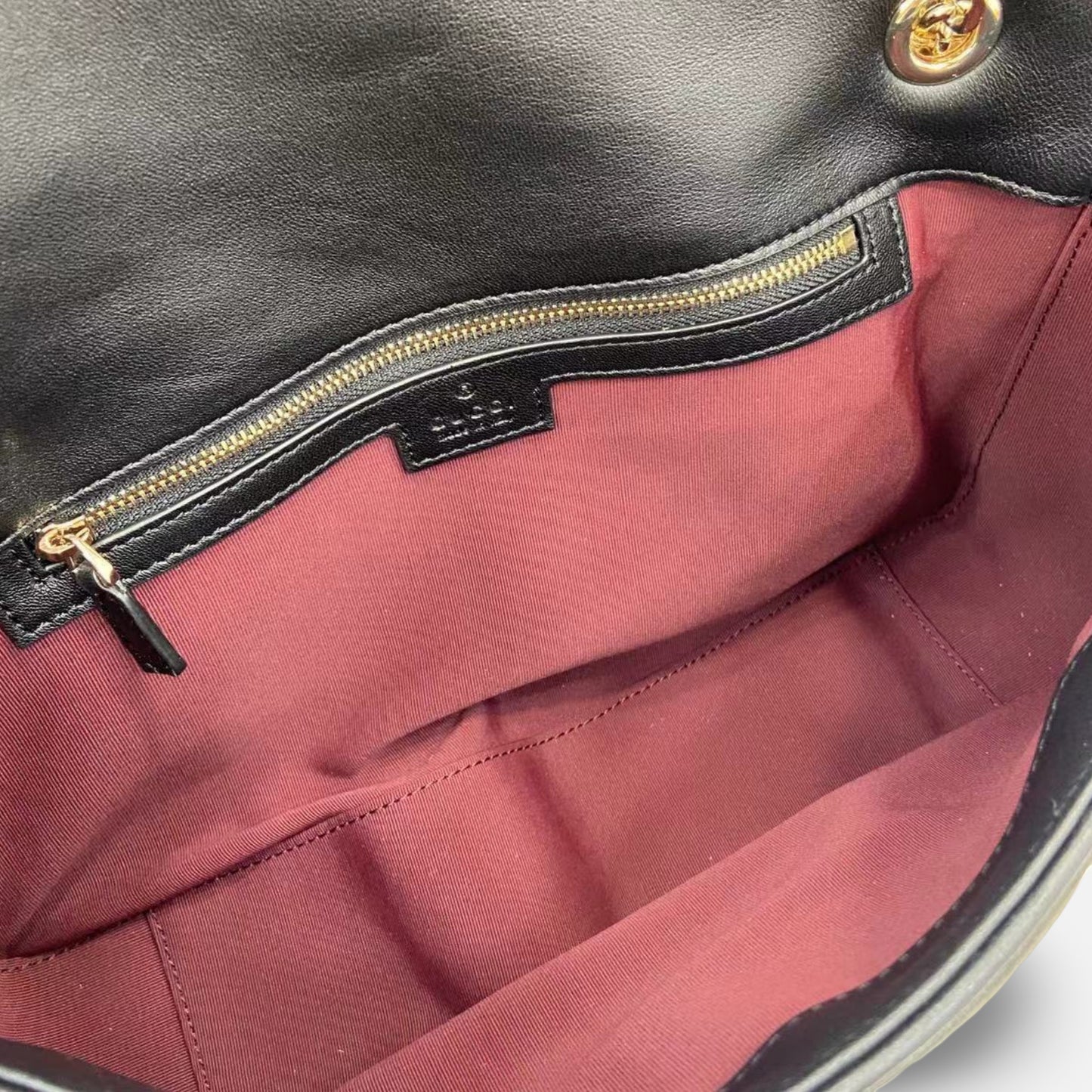 Gucci - GG Marmont Medium Bag