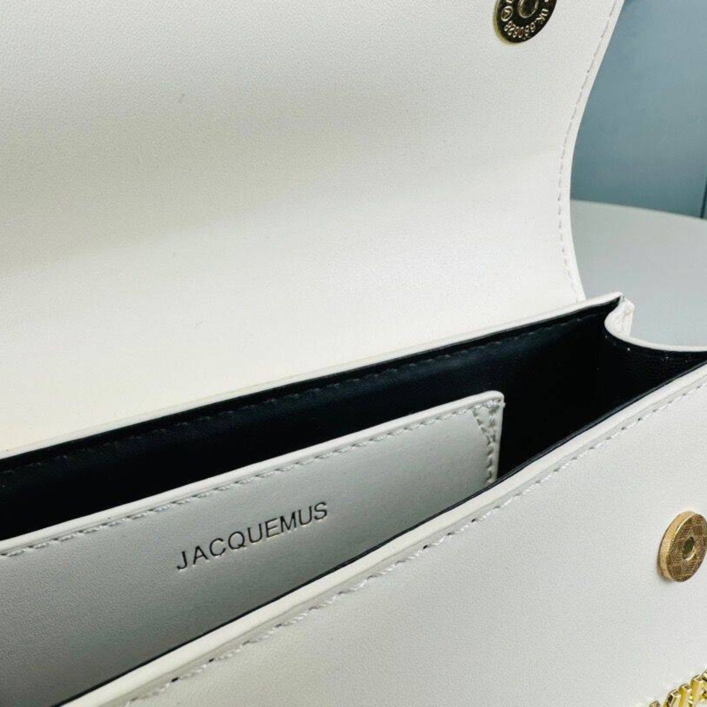 Bolsa Jacquemus Le Chiquito Long Branca