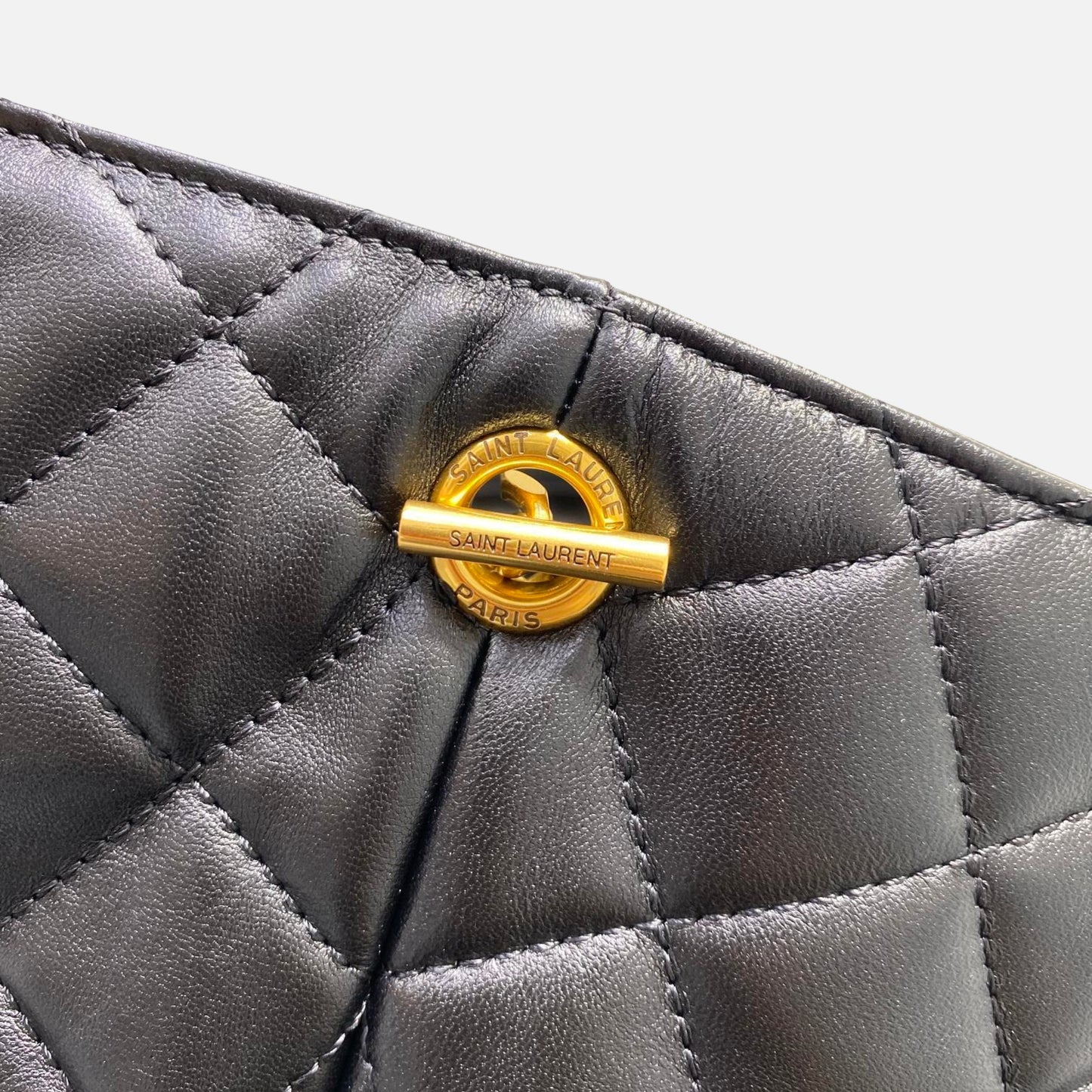 Bolsa Saint Laurent Couro Matelassê