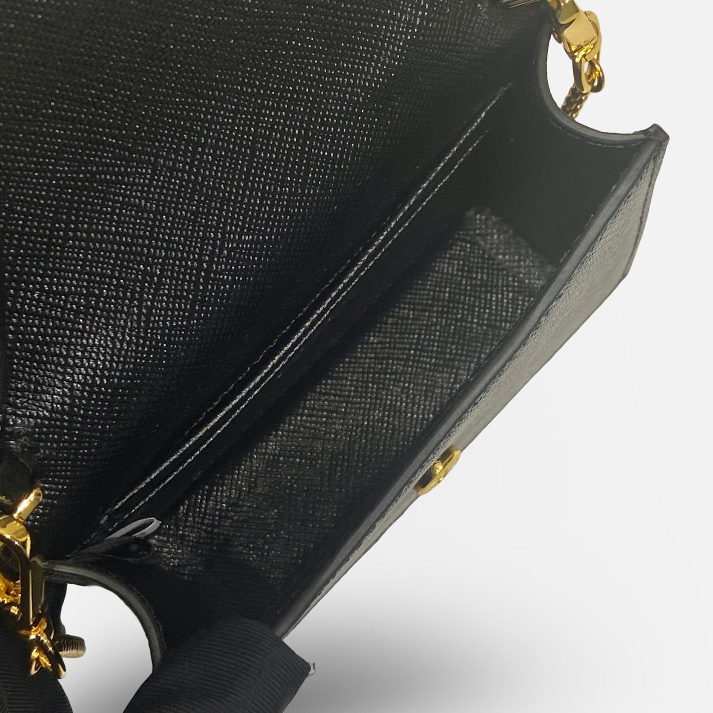 Prada - Bolsa Porta Cartões Mini