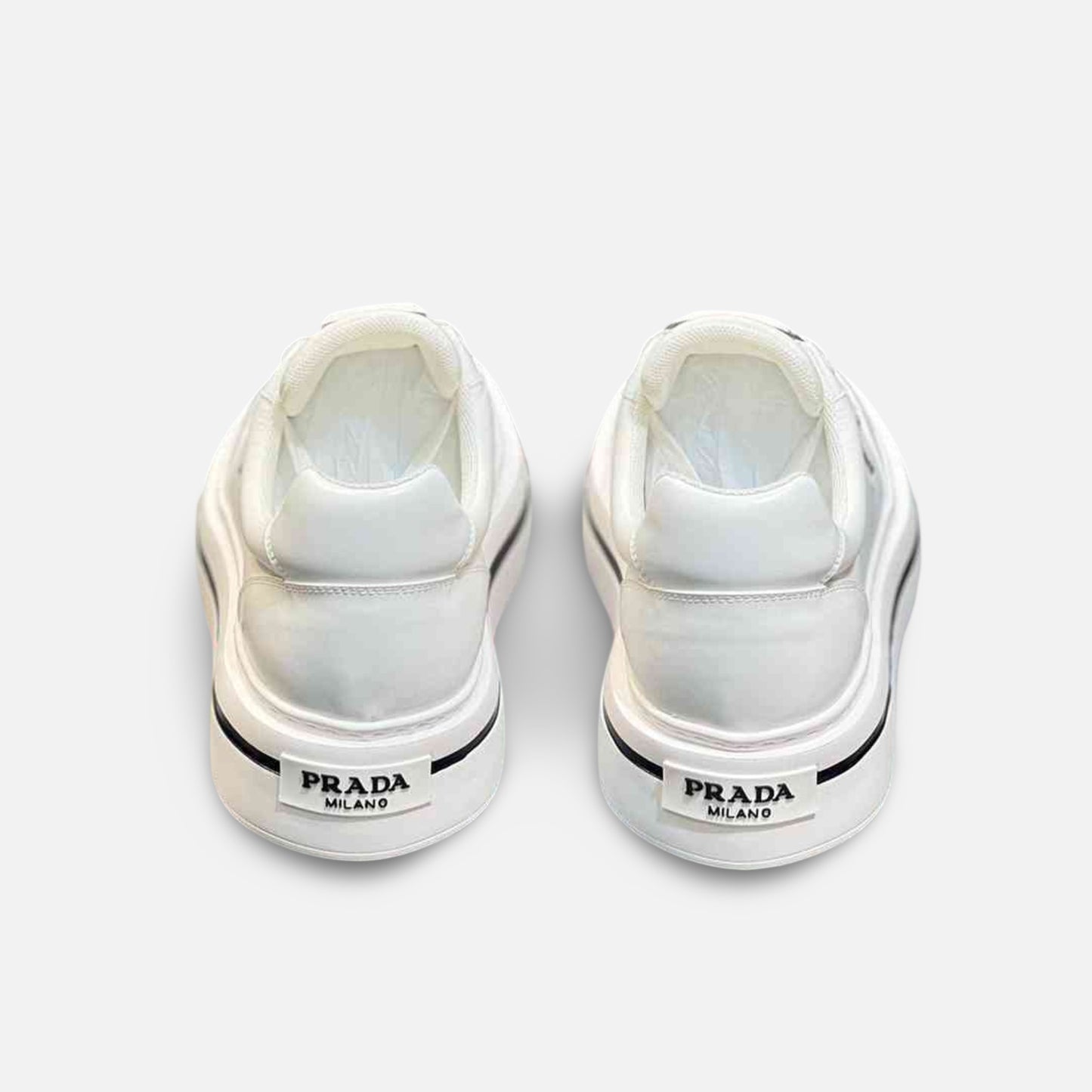 Tênis Prada Cano Baixo Couro