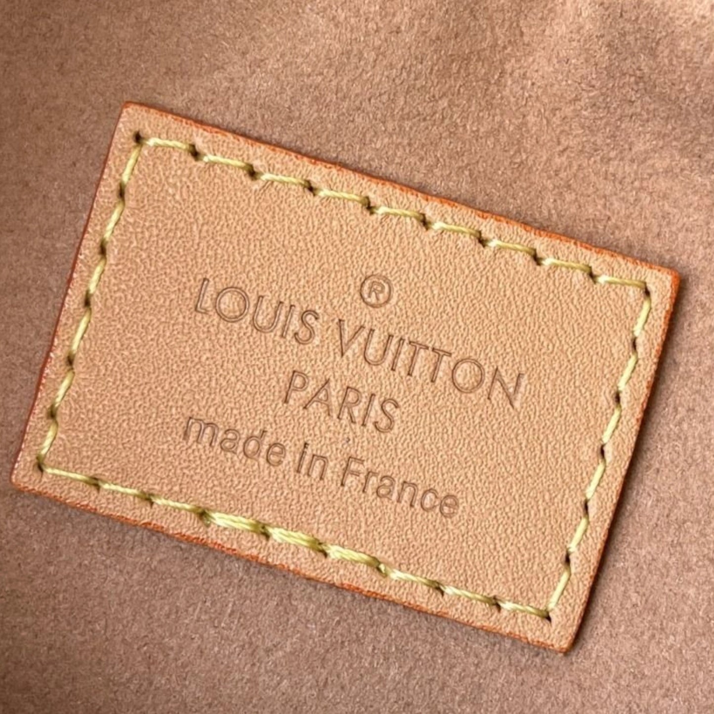 Bolsa Hobo Louis Vuitton Loop Monogram
