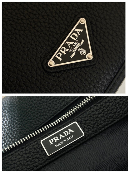 Prada - Bolsa Couro Clássica