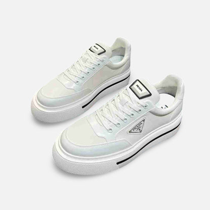 Tênis Prada Cano Baixo Couro